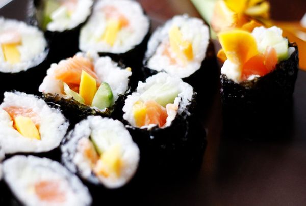 Jak zrobić domowe sushi?